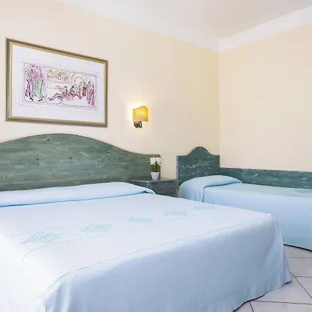 Maria Rosaria Hotell 4*
